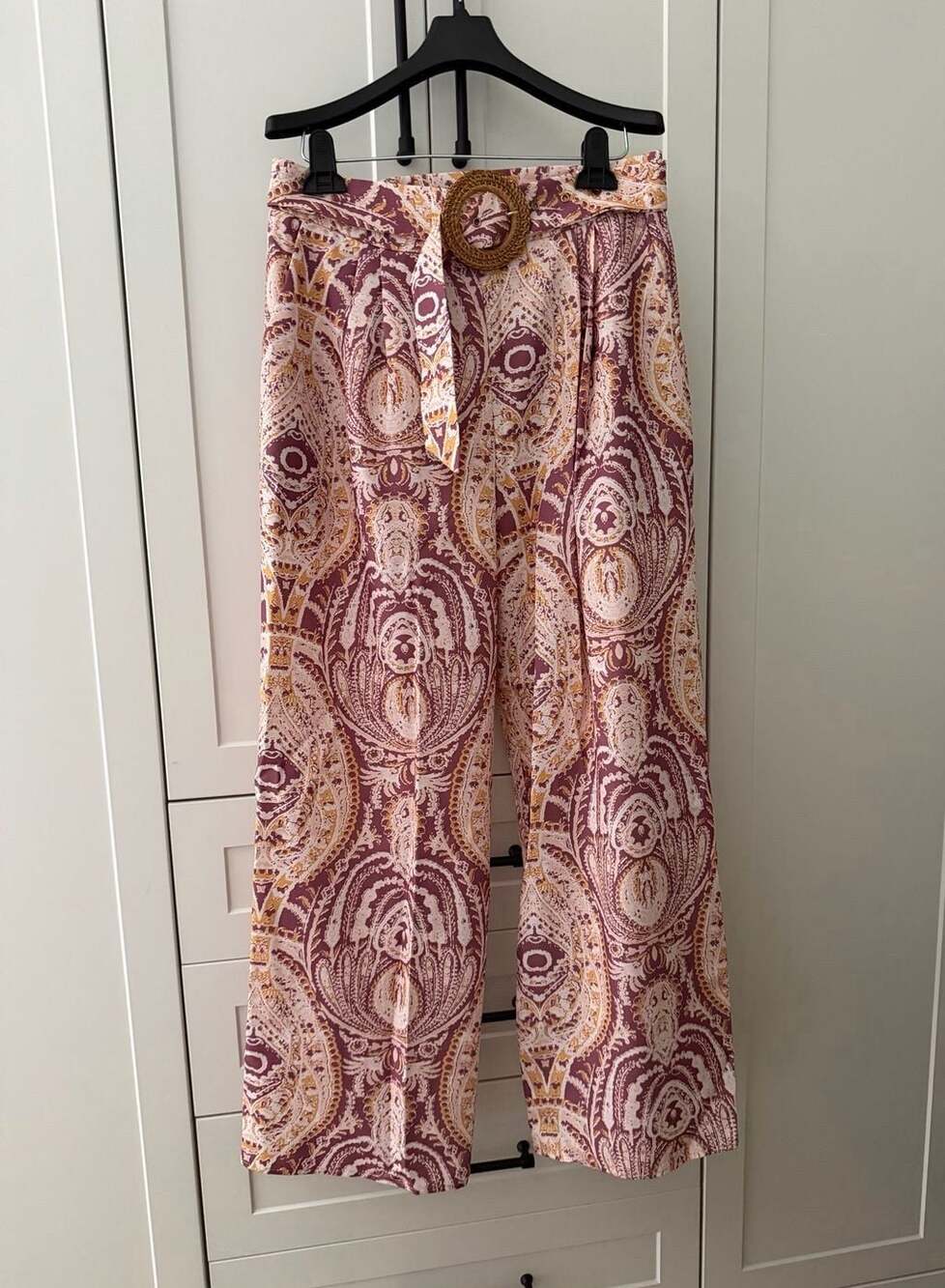 Lulus Women's Paisley Print Wide-Leg Pants with Tie Belt Size M